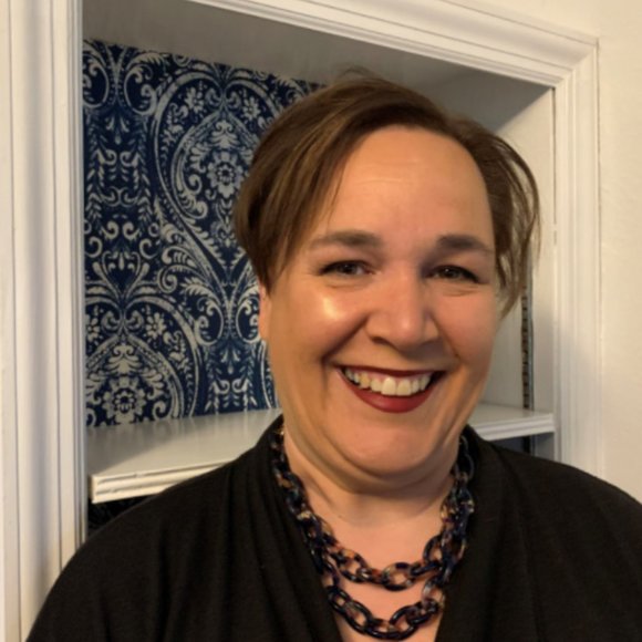 Meet your Posher, Angela - Picture 2 of 2